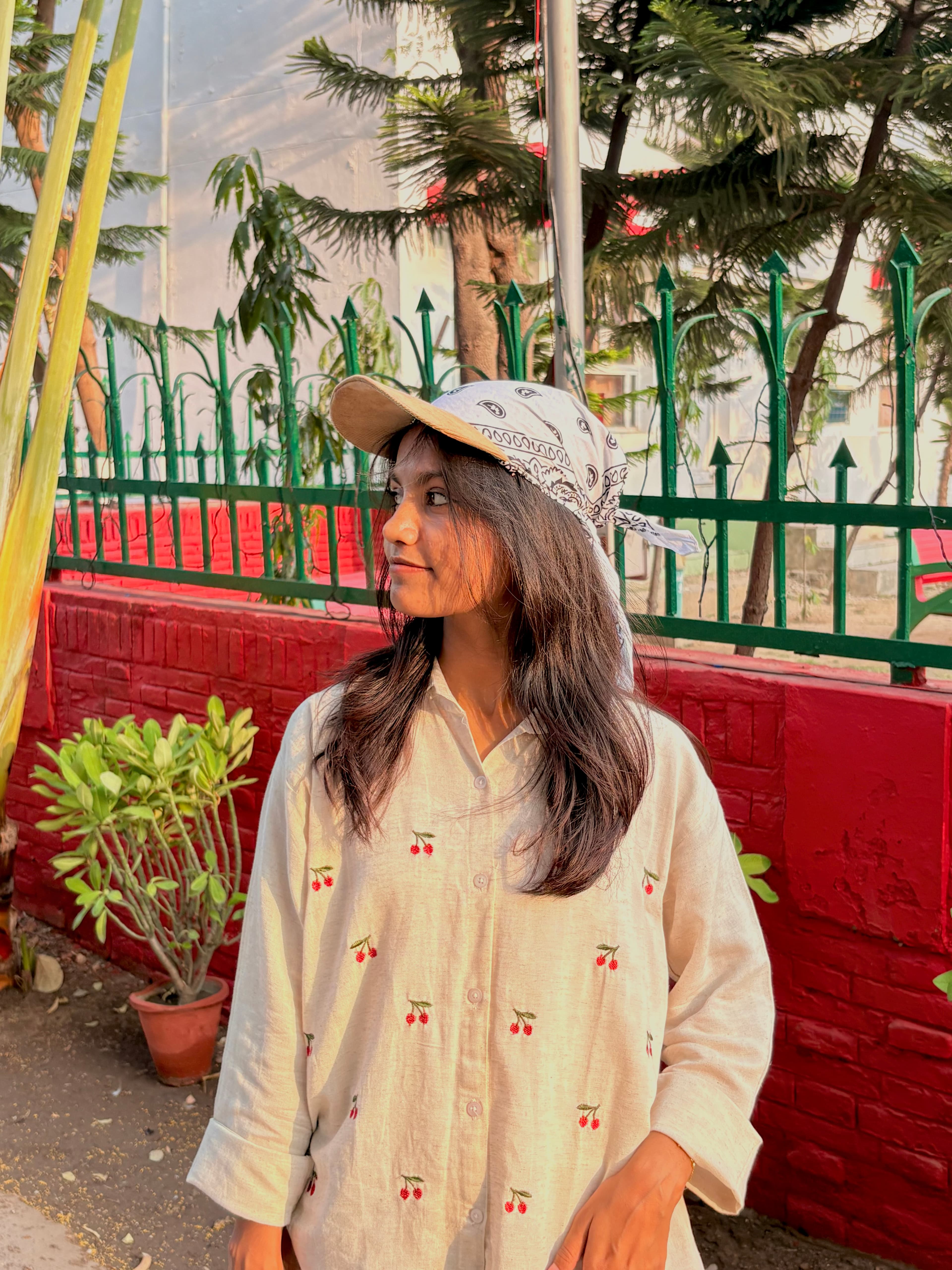 The White Bandana - View 4