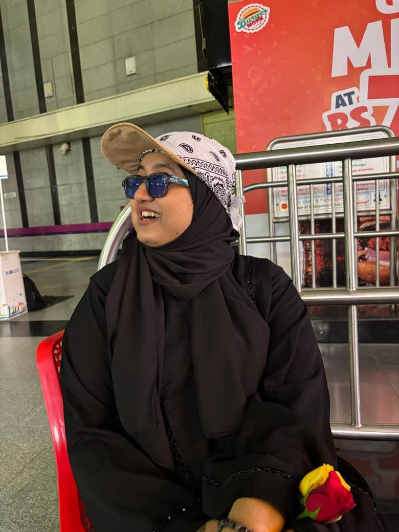 The White Bandana - View 6